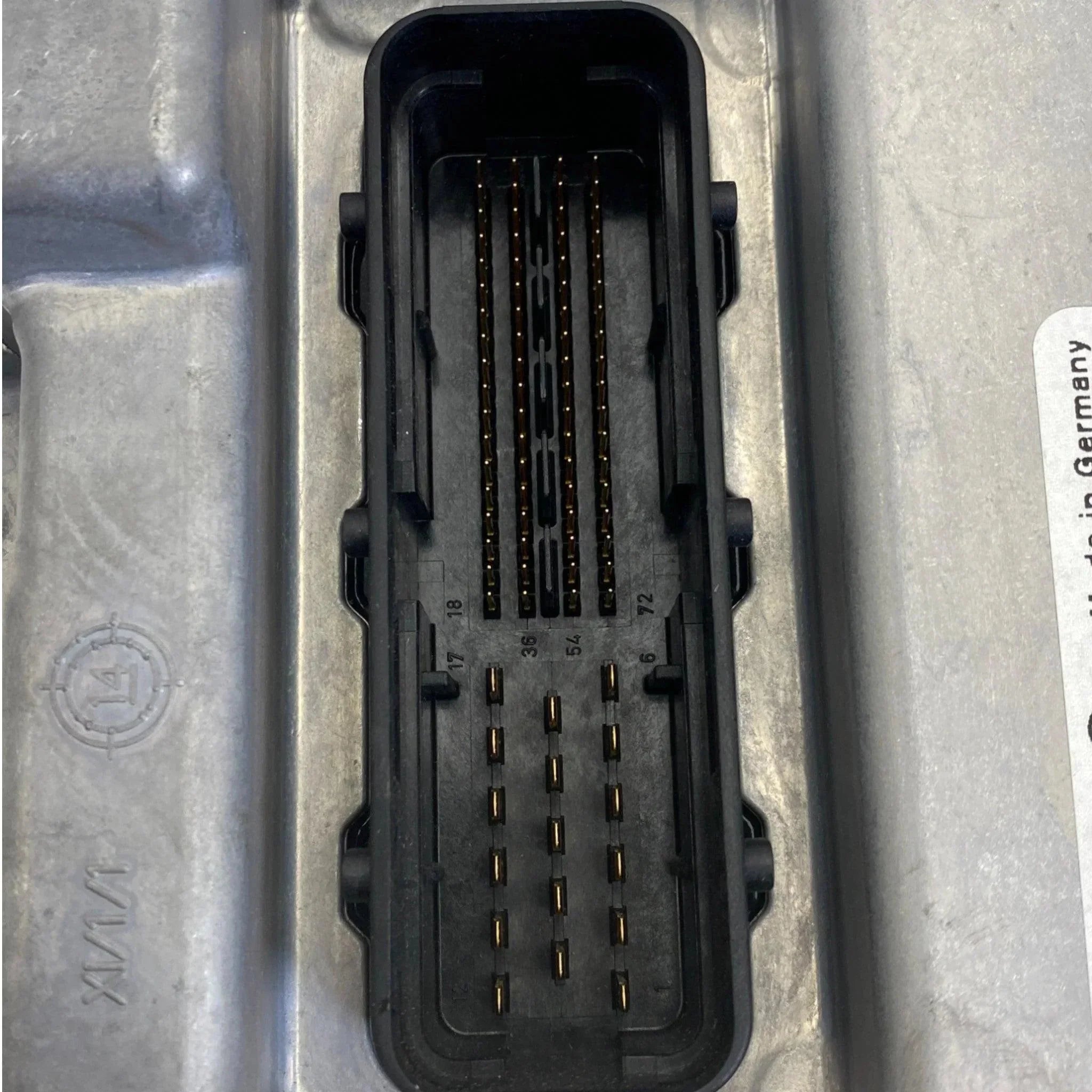 0 281 020 083 Genuine Bosch Ecm Engine Control Module