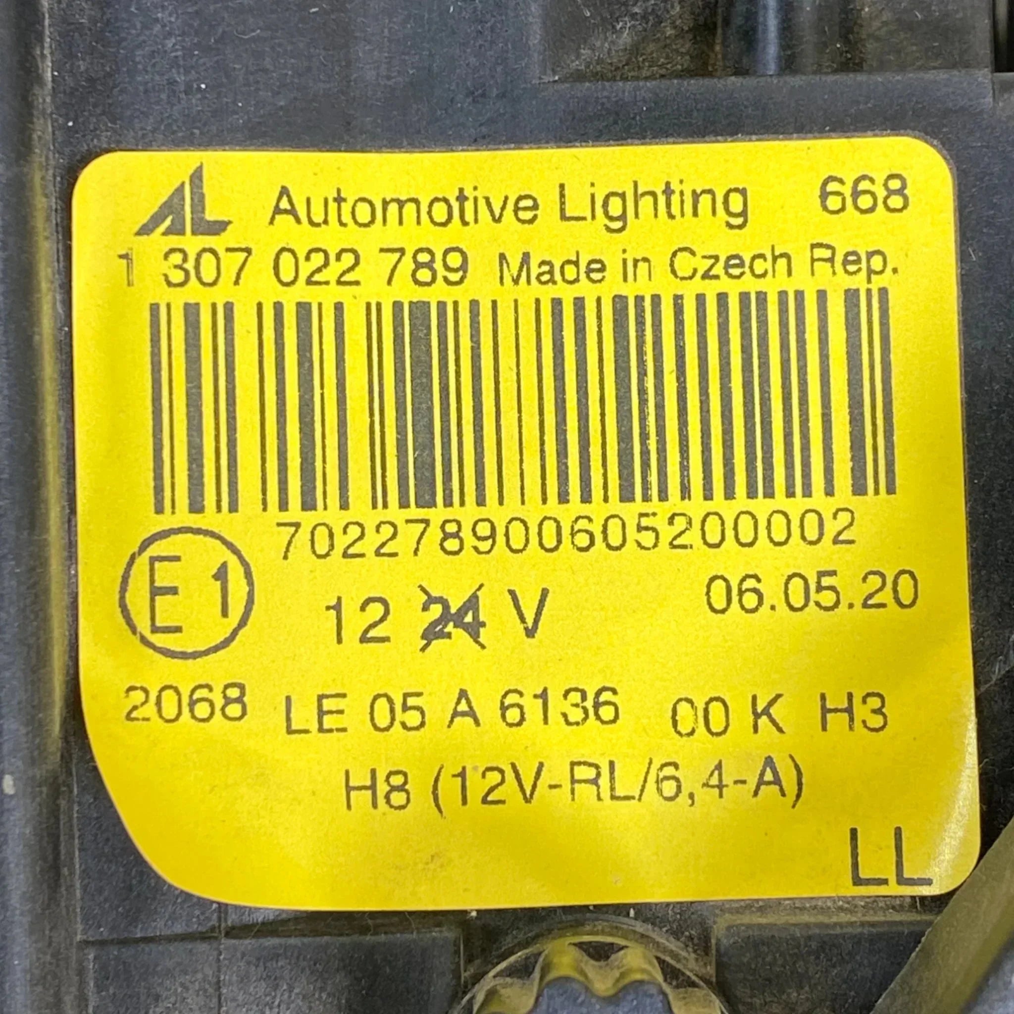 1307022789 Automotive Lighting Right Headlight For BMW 3 Series