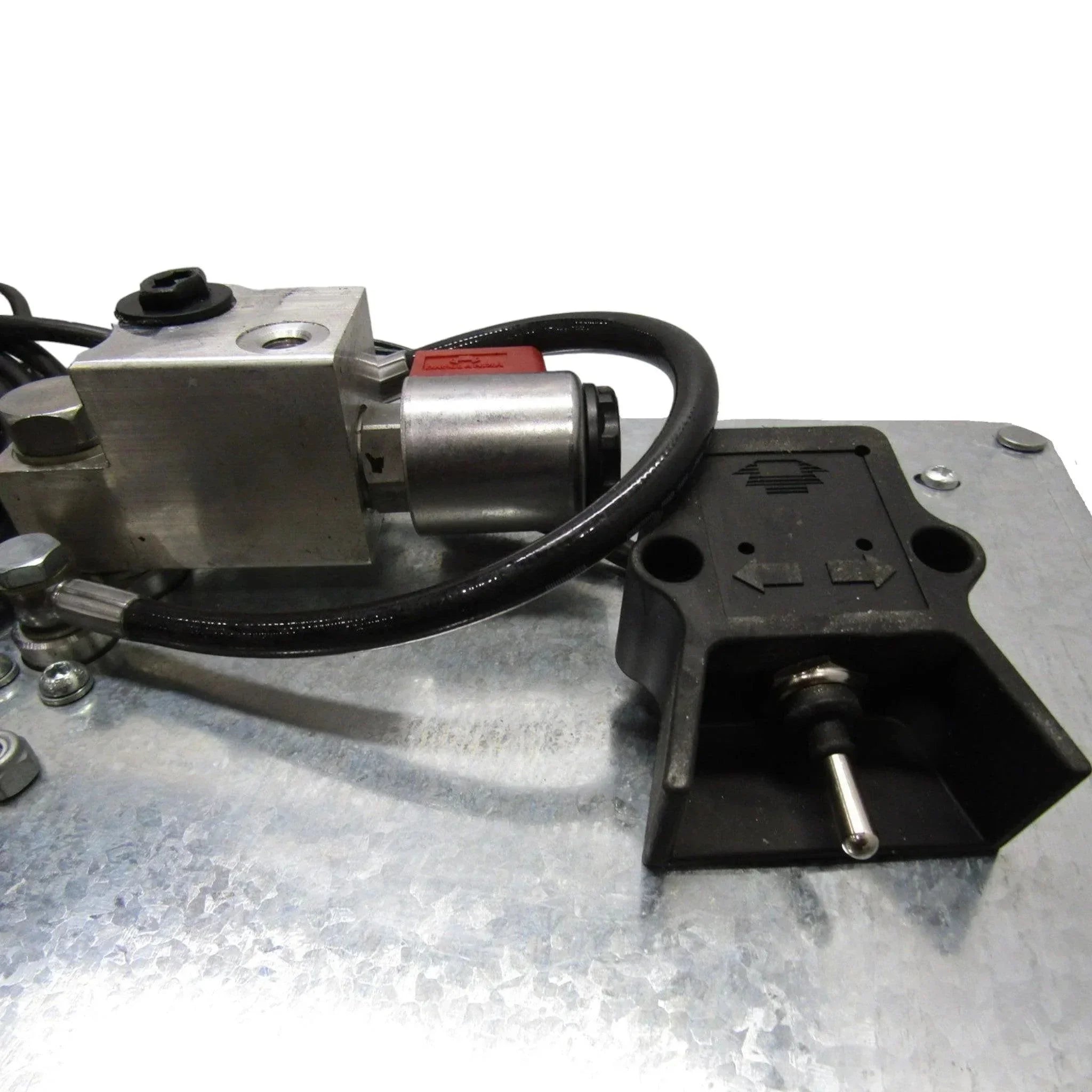 142217.35.601 Dhollandia Hydraulic Power Pack Horizontal 12V 2kW