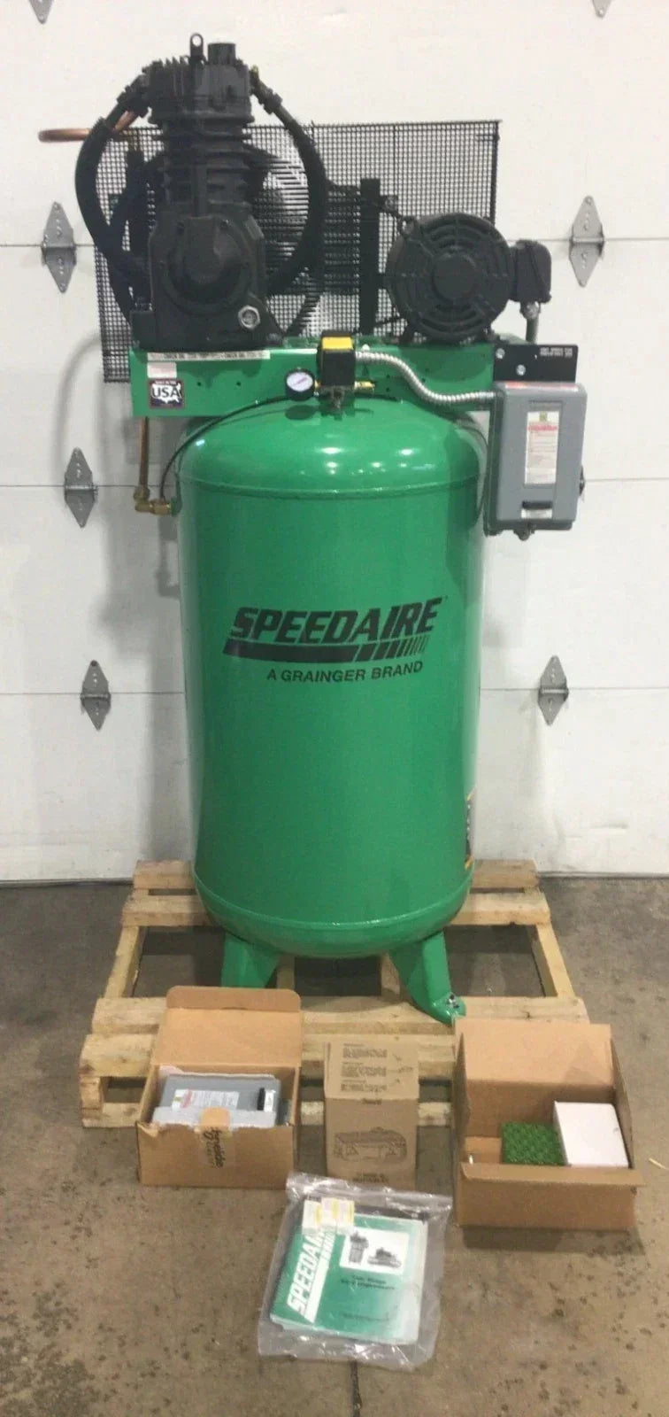 35WC51 Speedaire Electric Air Compressor 230V