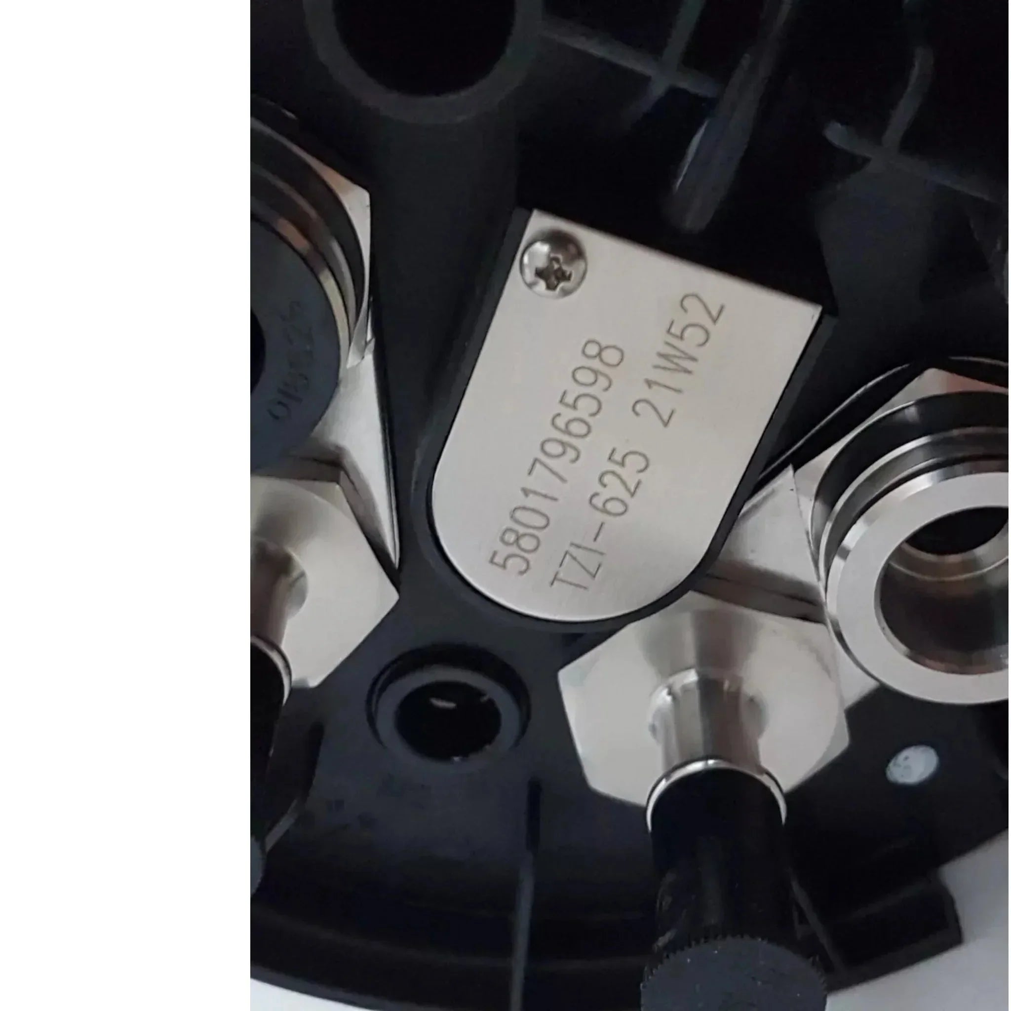 5801796598 Genuine Iveco DEF Level Sensor