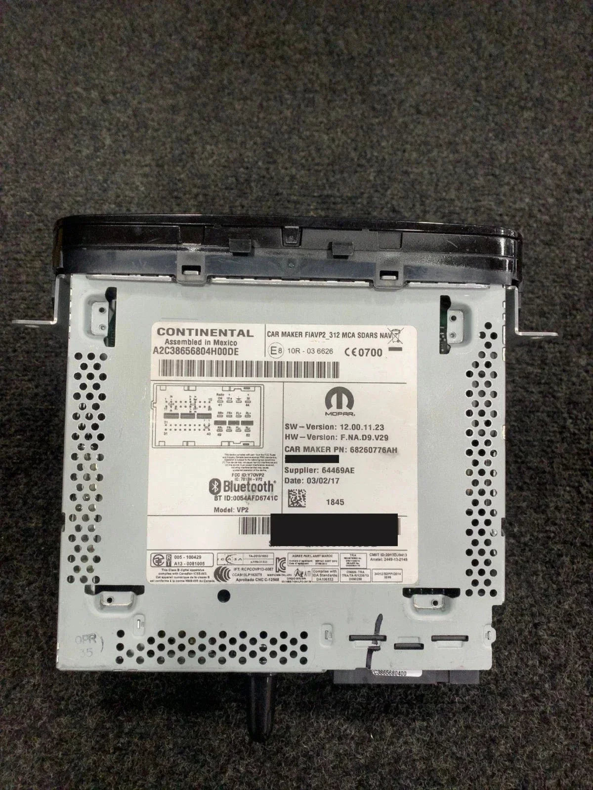 68260776AH Genuine Continental Multi Media Radio