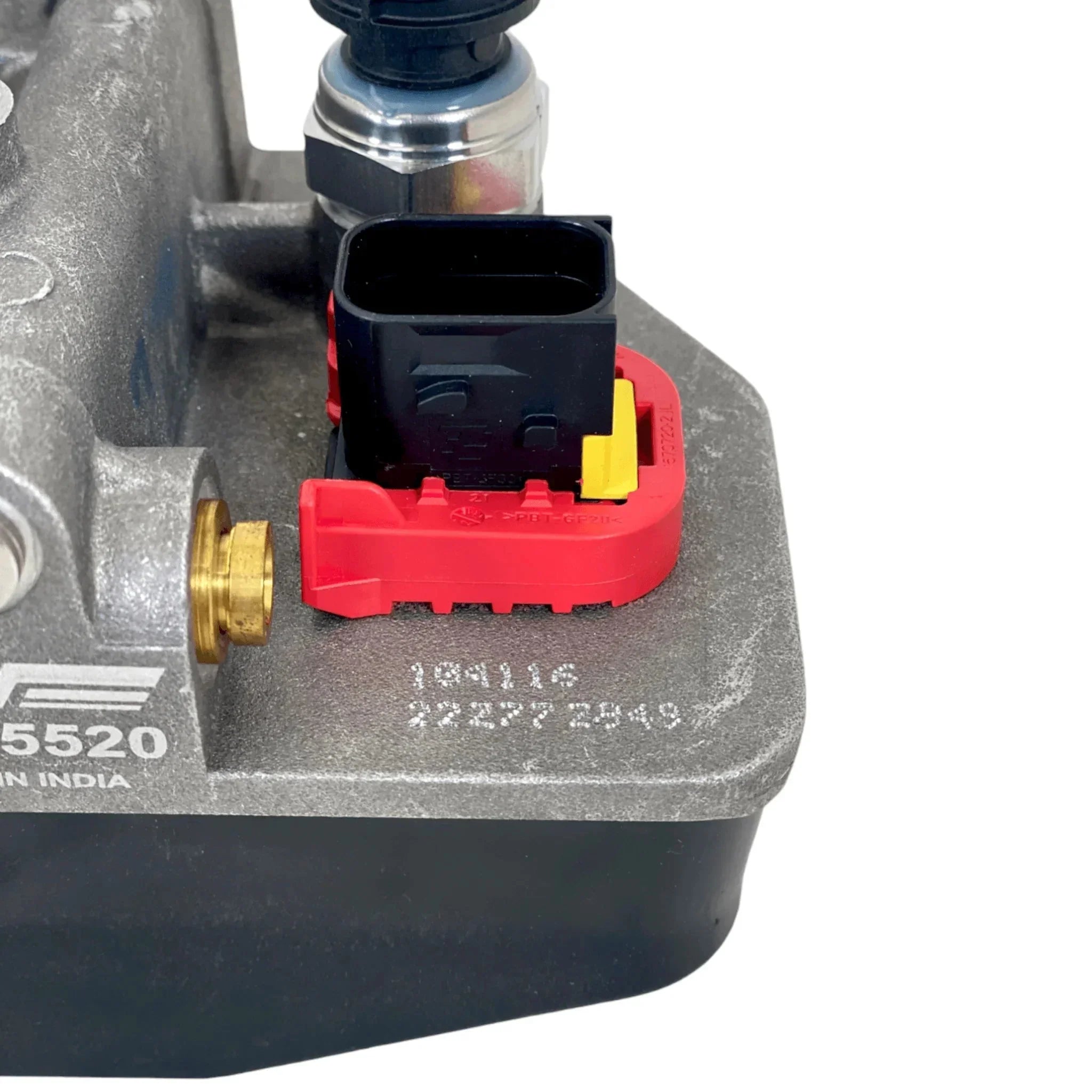 904-5520 Dorman Dosing Manifold Air Purge Valve Module For Volvo D13