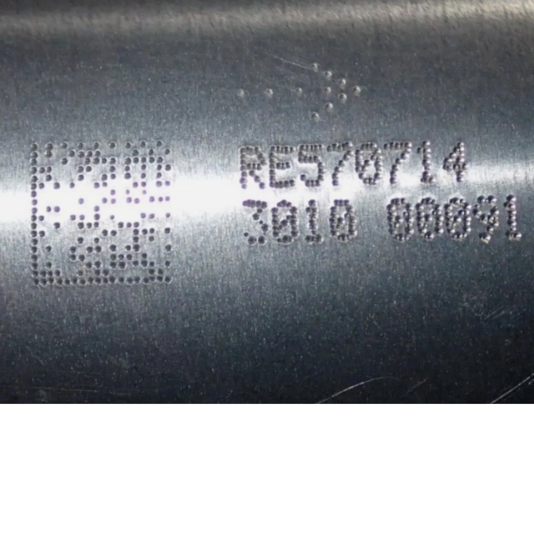 RE570714 John Deere Exhaust Tube