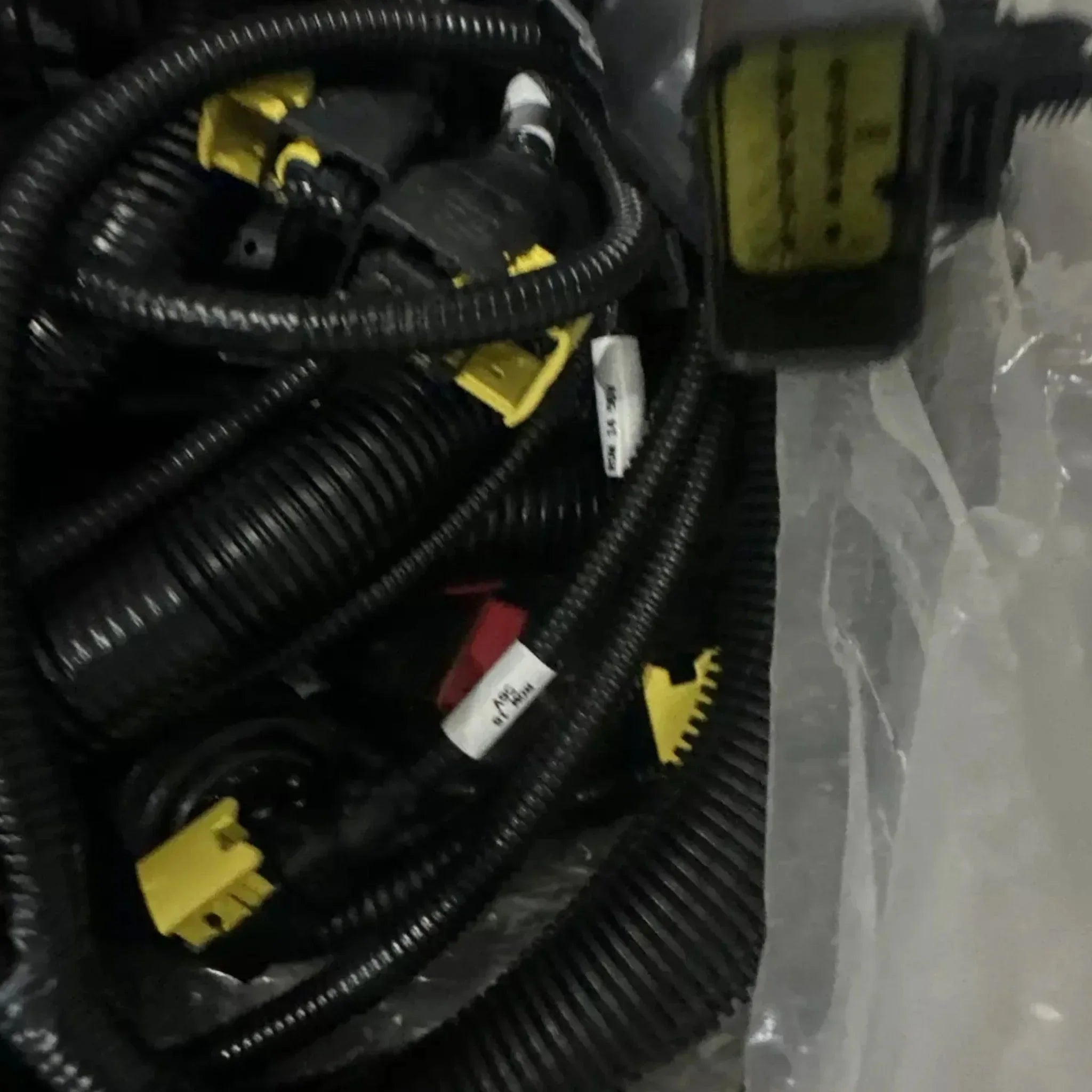 AA110359 John Deere Center Backbone Wiring Harness