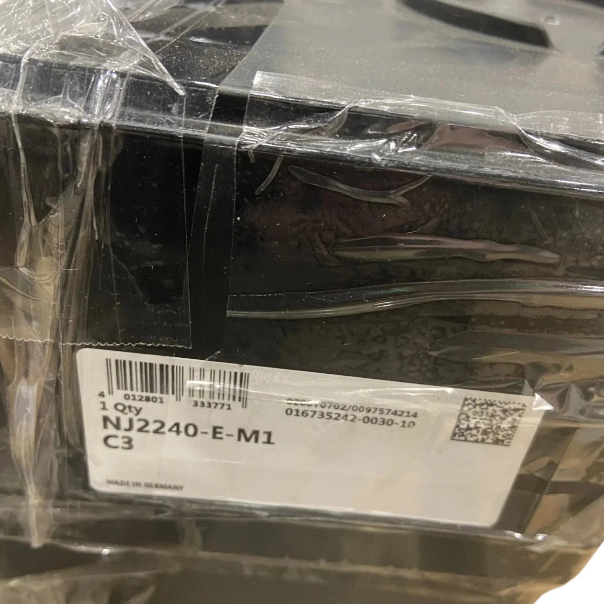 NJ2240-E-M1-C3 Genuine FAG Cylindrical Roller Bearing
