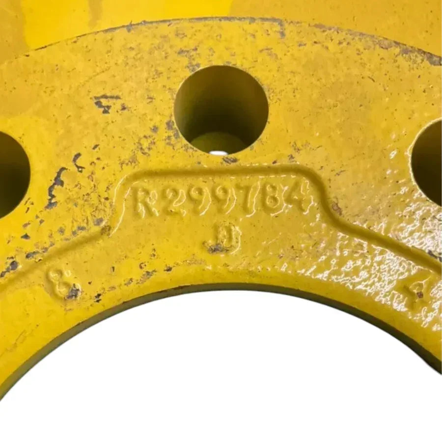 R299784 John Deere Hub