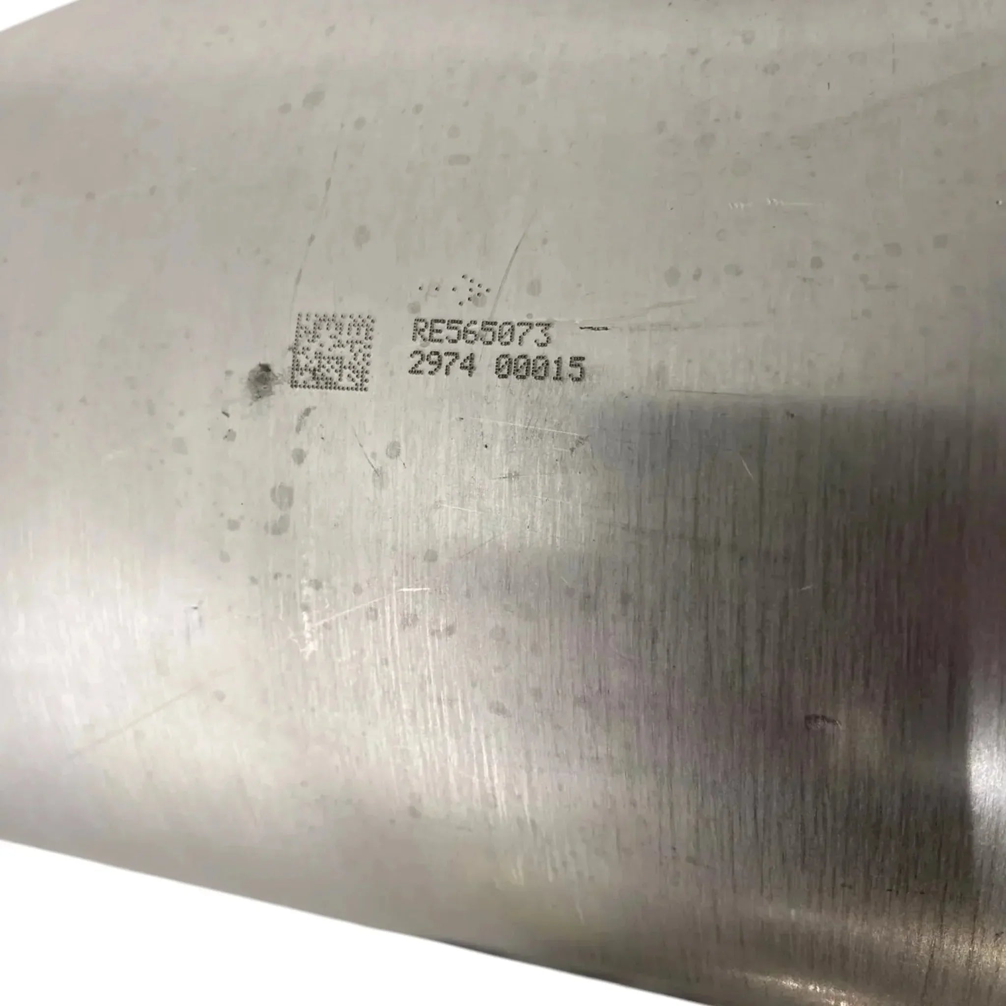 RE565073 John Deere Decomposition Tube