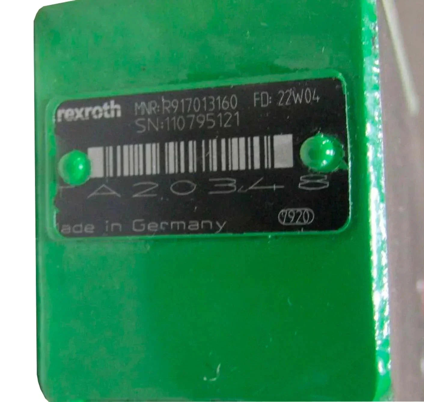 RE588375 Genuine John Deere Hydraulic Selective Control Valve